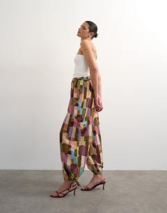 Linen abstract print cargo in brown