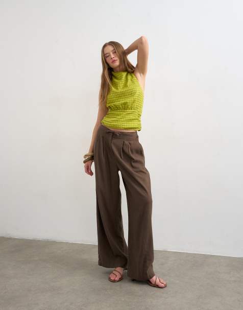 Topshop linen balloon pants with tie waist in chocolate - view 1