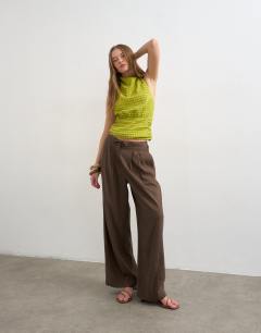 Linen balloon trouser with tie waist in chocolate