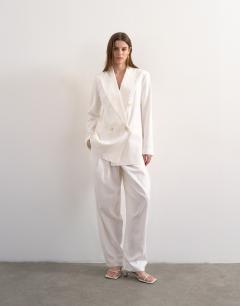 Linen barrel leg trouser in white