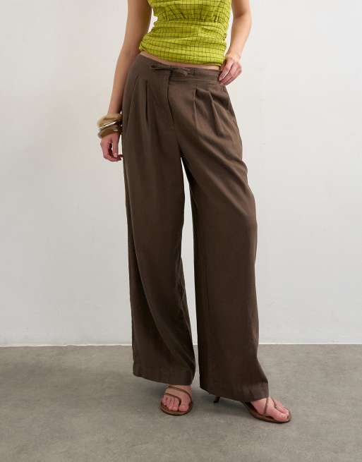 Topshop linen blend balloon pants with tie waist in chocolate, 2 of 5