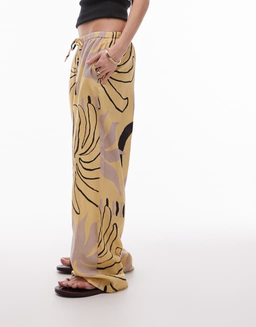 Topshop linen straight leg buttermilk abstract print pants in mono, 2 of 5