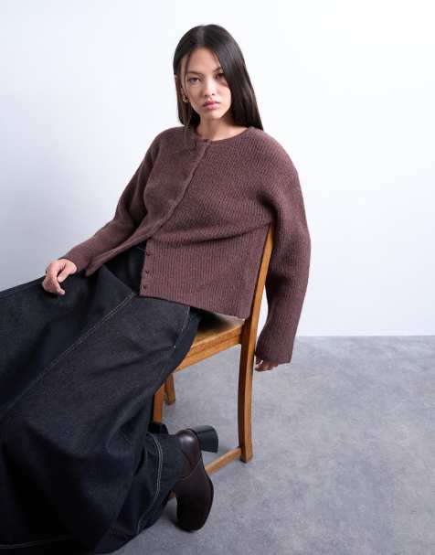 Topshop – Locker geschnittene, lässige Strickjacke in Schokobraun mit Rippmuster - view 1