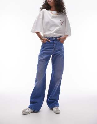 Topshop - Locker geschnittene Straight Jeans in Mittelblau mit mittelhohem Bund