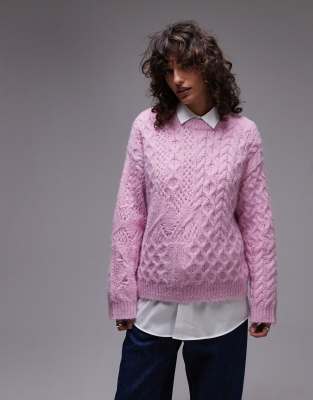 Topshop - Locker geschnittener Strickpullover in Rosa mit luftigem Zopfmuster