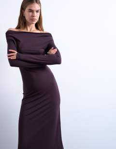 Model wearing Long sleeve bardot maxi dress in plum