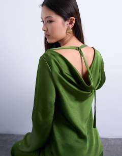 Long sleeve cowl detail top in green