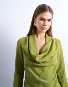 Model wearing Long sleeve cowl neck curpro top in green