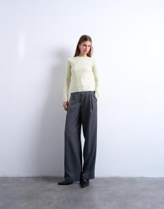 Model wearing Long sleeve everyday tee in sage green