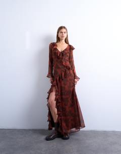Model wearing Long sleeve ruffle maxi dress in blurred rusty floral