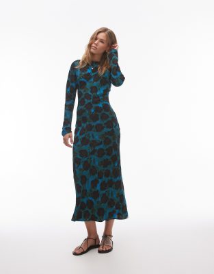 long sleeve slash neck maxi dress in blurred blue print