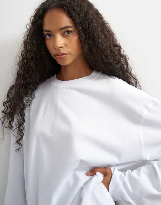 Topshop long sleeve slouchy skater tee in white, 4 of 4