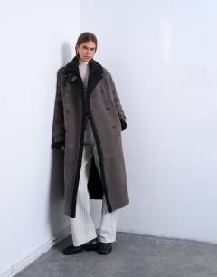 Model wearing Longline aviator shearling in grey