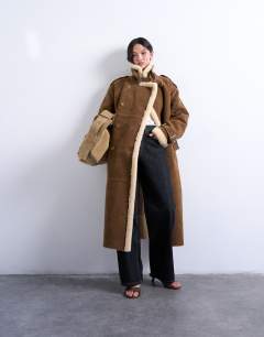 Longline aviator shearling in tan cream in tan and cream