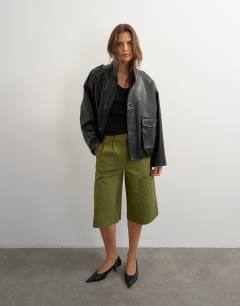 Longline bermuda short in khaki