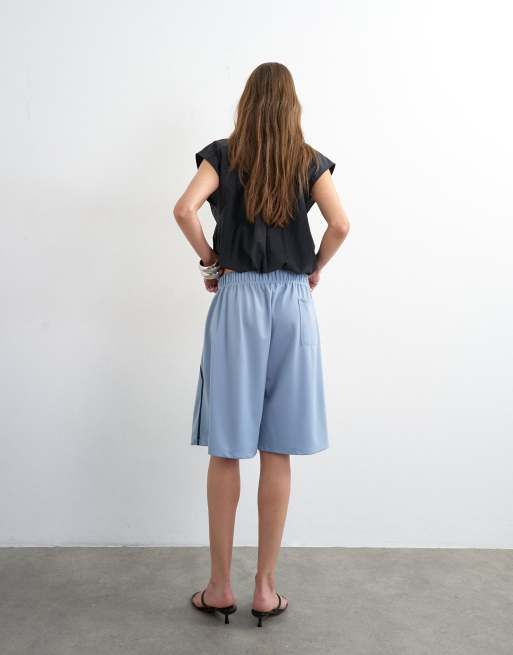 Topshop – Longline-Sport-Shorts in Hellblau mit Paspelierung, 4 von 5