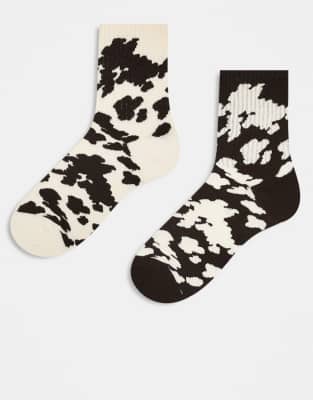 Topshop - Lot de 2 paires de chaussettes de sport côtelées à imprimé vache - Chocolat et crème - view 1