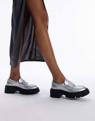 Topshop - Lottie - Loafer in Silber mit dicker Sohle