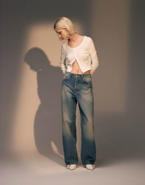 Topshop Motel range ecru mom jeans is XXS size 4/6