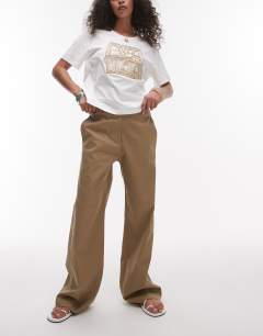 Low rise casual tailored straight leg trouser in beige