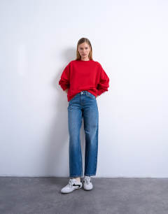 Low rise relaxed jeans in vintage blue