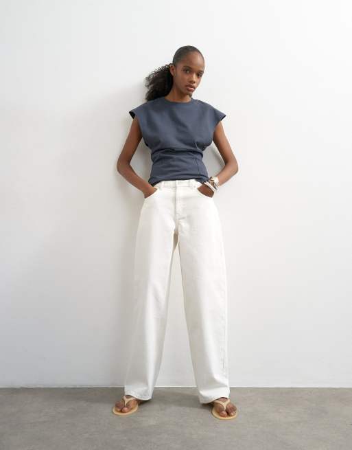 Topshop Lowrie low rise boyfriend jean in white, 2 of 5