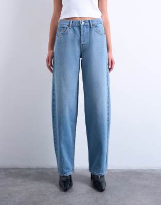 Topshop - Lowrie - Weite Jeans in Mittelblau mit niedrigem Bund
