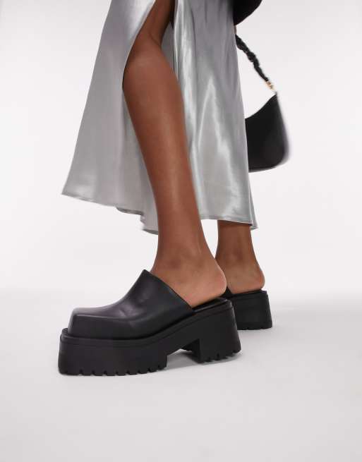 Leather store platform clogs