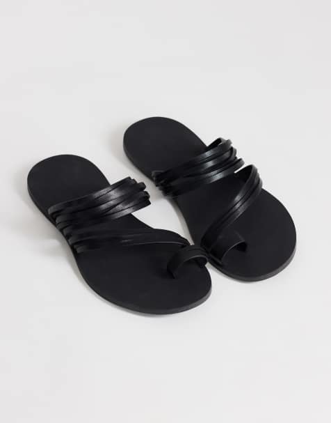 Topshop – Maeve – Riemchensandalen in Schwarz mit Zehenschlaufe - view 1