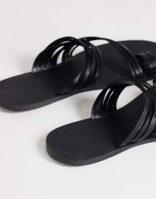 Topshop Maeve strappy toe loop sandal in black, 4 of 4