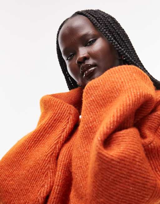 Topshop Maglione taglio lungo con collo alto in maglia color ruggine ASOS