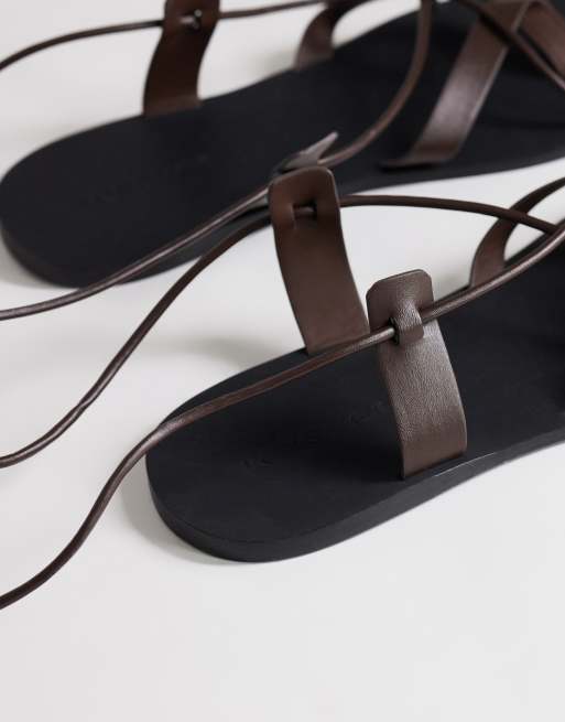 Topshop Maisie strappy flat sandals in chocolate, 3 of 4
