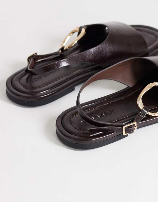 Topshop Mandy round toe flat sandals with hardware in chocolate, 3 of 4