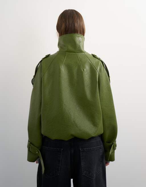 Topshop manteau court en imitation cuir couleur olive, 4 de 4