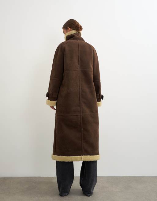 Topshop manteau long à col cheminée avec bordure moutonnée marron, 3 de 4