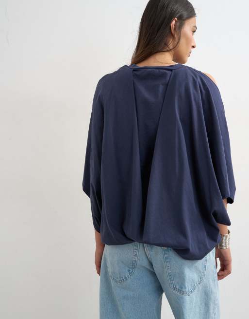 Topshop – Marinblå, draperad t-shirt med capedetalj, 3 av 4