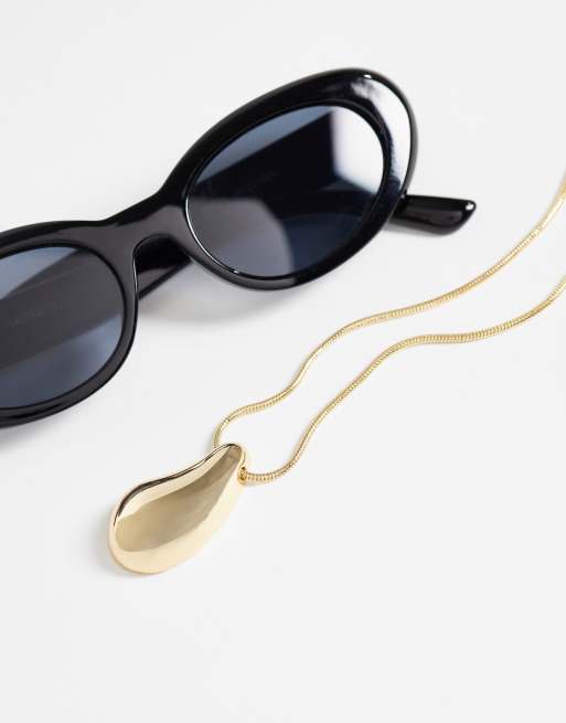 Topshop Matilda teardrop pendant necklace in gold, 2 of 4