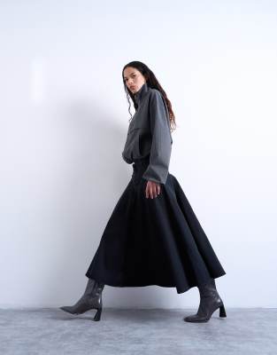 Topshop - Maxi-Jeansrock in verwaschenem Schwarz mit Passe vorne