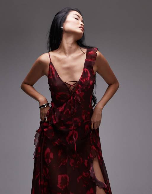 Topshop - Robe nuisette longue à volants et imprimé fleuri - Bordeaux