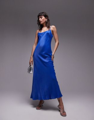 Topshop - Maxi-Trägerkleid in Blau mit U-Ausschnitt