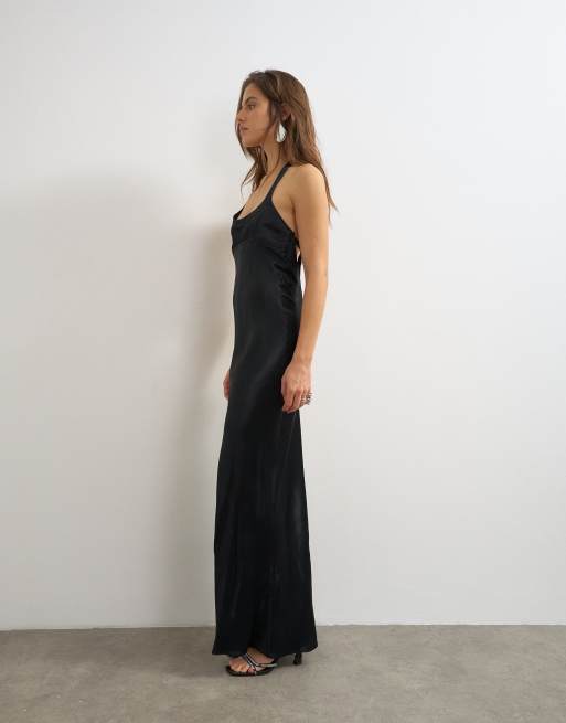 Topshop maxikjole i satin med dyb rund hals og stikningsdetaljer i sort, 4 af 4