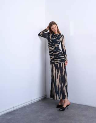 Topshop - Maxikleid mit geraffter Vorderseite, tiefer Taille und großem Animalprint-Bunt