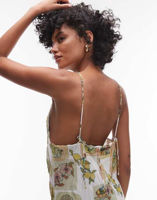 Topshop – Maxikleid mit Wasserfallausschnitt, Knitterstruktur und floralem Postkarten-Muster, 2 von 4