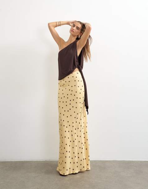 Topshop Maxirock aus Satin mit Polka-Dot-Muster und schrägem Schnitt in Buttermilk - view 1