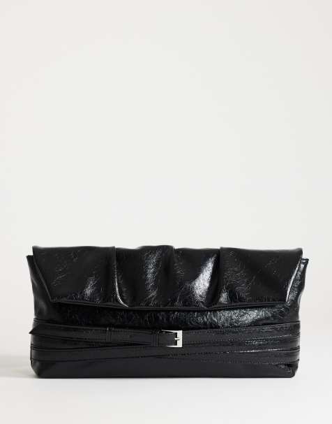 Topshop - Meadow - Sort clutch-taske med strop i imiteret ruskind - view 1