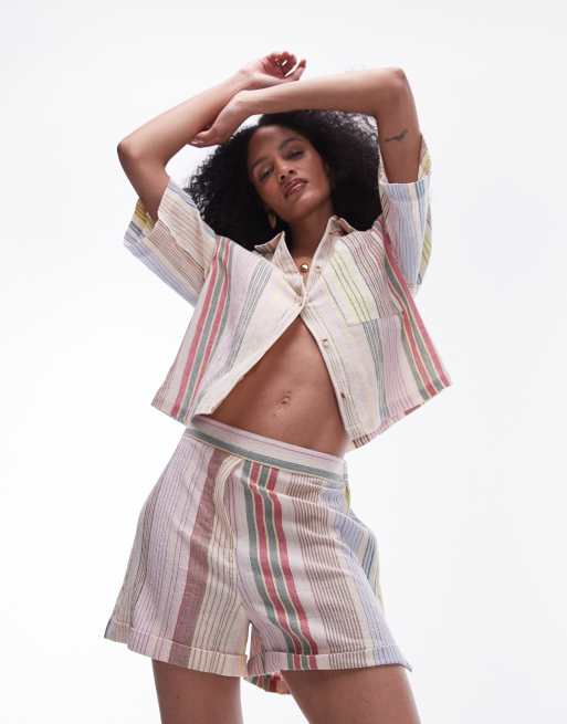 Topshop – Mehrfarbig gestreifte Strand-Shorts
