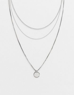 Topshop – Mehrreihige Halskette in silberner Farbe