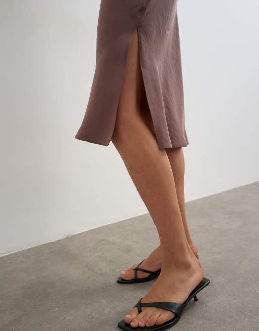 Topshop – Melfi – Chokladbrun kjol i 90-talslängd, 4 av 5