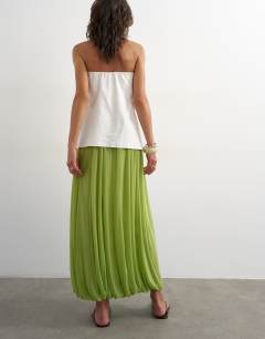Model wearing Mesh balloon maxi skirt in green