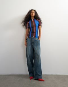 Model wearing Mesh stripe ruched sleeve top in blue